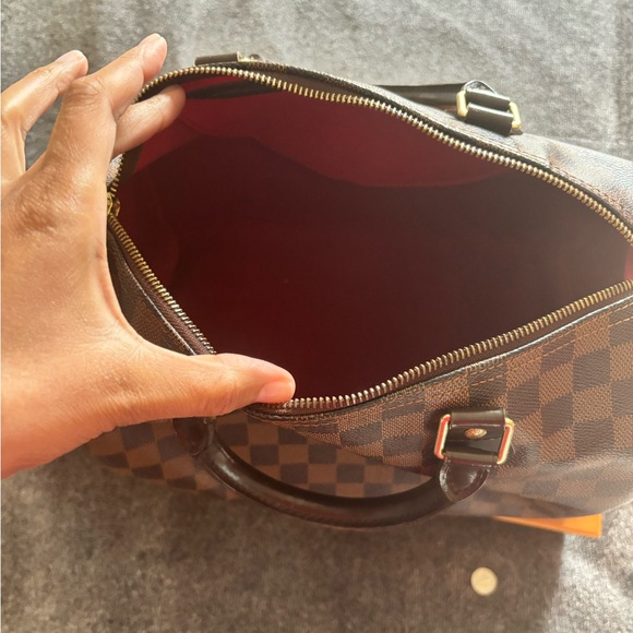 Louis Vuitton Damier Ebene Speedy Bag - Picture 2 of 4